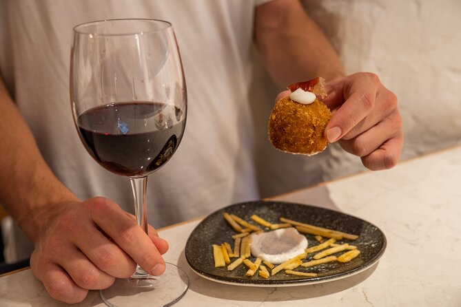 Gourmet Tapas and Wine Tour in Palma De Mallorca - Traveler Suitability