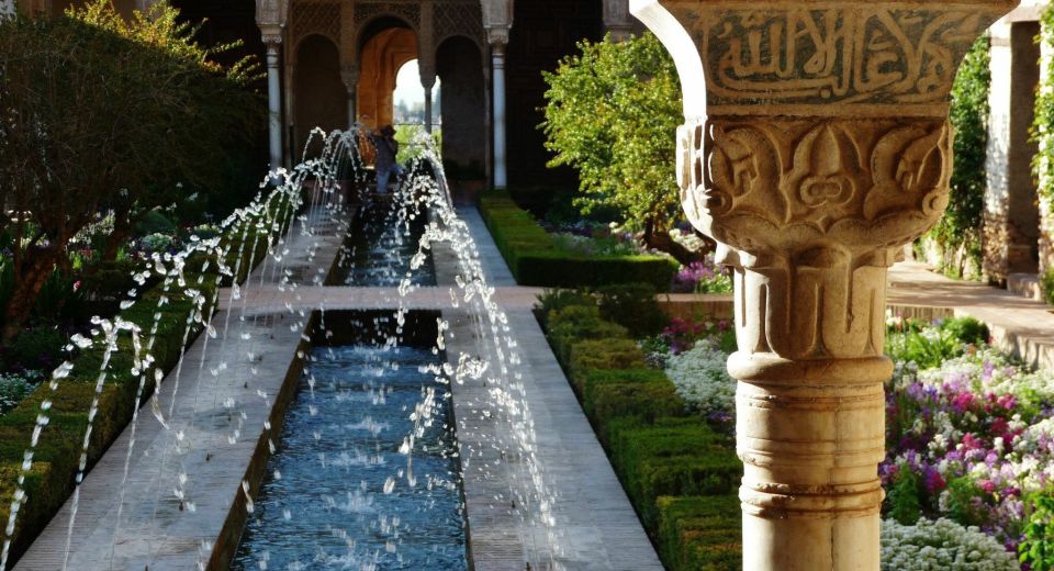 Granada: Fast-Track Alhambra & Nasrid Palaces Guided Tour - Tour Inclusions