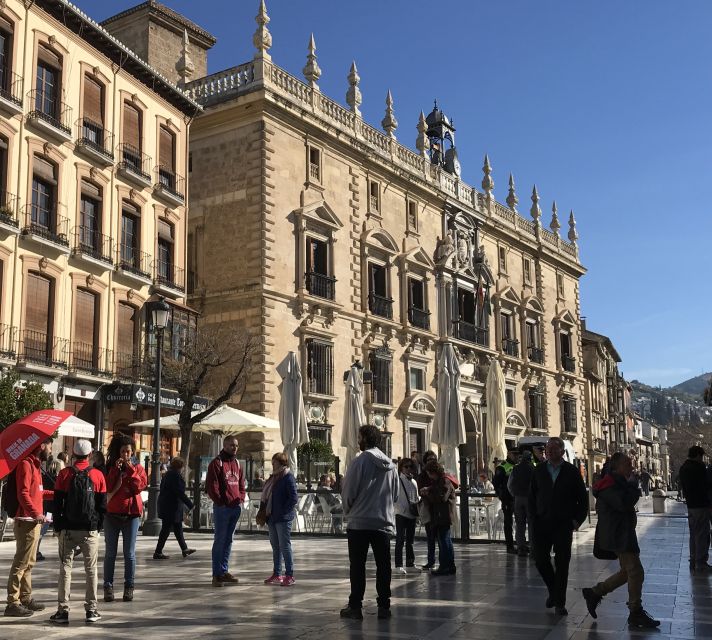 Granada Private Tour: 2.5 Hours - Old Town & Albaicin - Things To Known