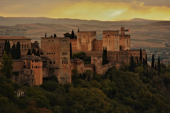 Guided Tour of Albaicín, Sacromonte and Viewpoints - Additional Information