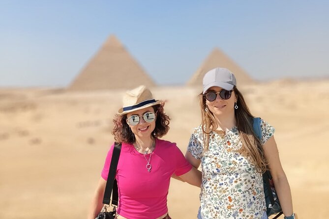 Guided Tour to Giza Pyramids and the Great Sphinx . With Lunch - Cuisine and Dining