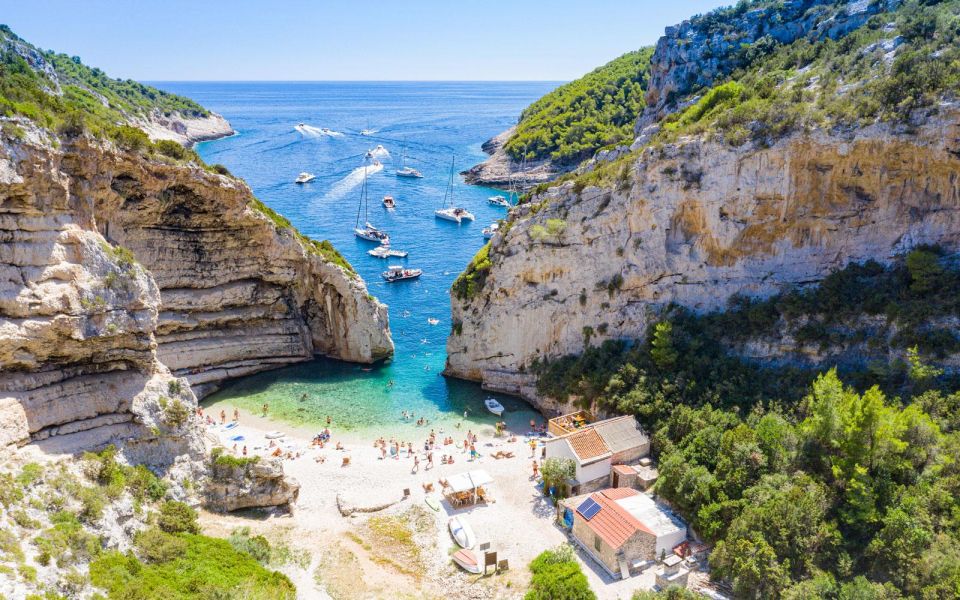 Hvar:Blue & Grenn Cave and Vis Island Private Speedboat Tour - Speedboat Tour