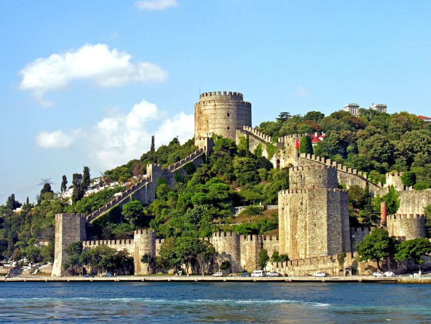 Istanbul: Guided Boat Tour on the Bosphorus - Exploring Istanbuls Waterway