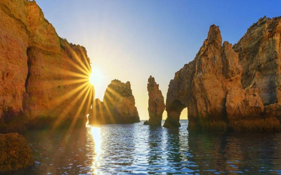 Lagos: 2 Hour Private Luxury Cruise to Ponta Da Piedade - Exploring the Caves