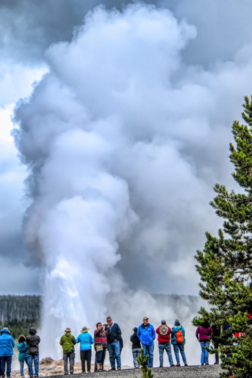 LAX 6-day Tour Unique Yellowstone National Park Experience - Inclusions and Exclusions