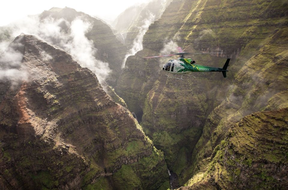 Lihue: Scenic Helicopter Tour of Kauai Islands Highlights - Helicopter Tour Inclusions