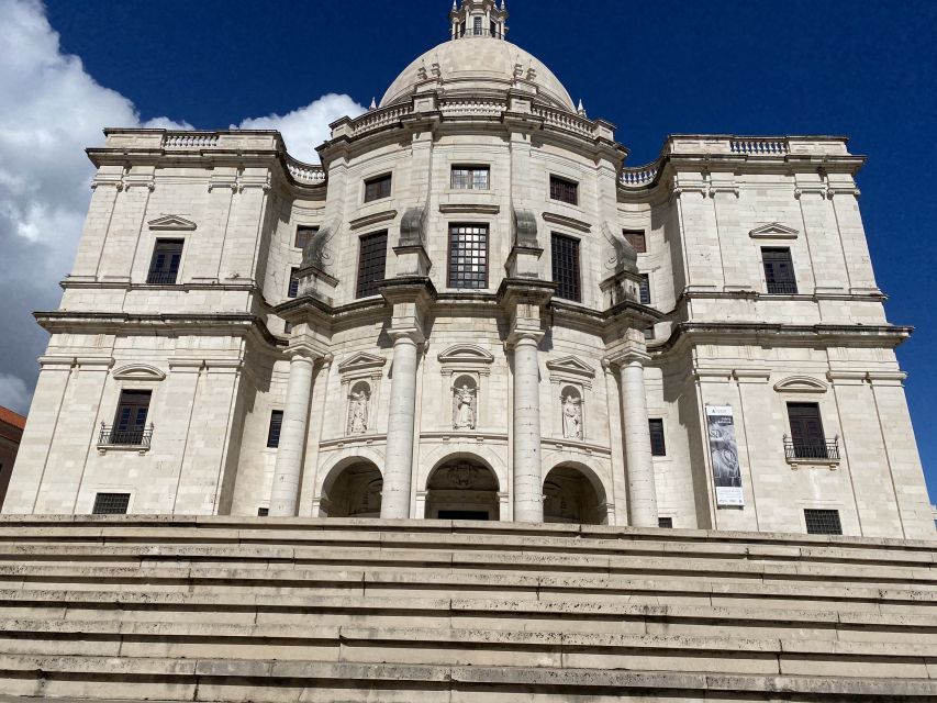 Lisbon: Half Day Complete City Highlights Tour by Tuk Tuk - Navigating the Tuk Tuk