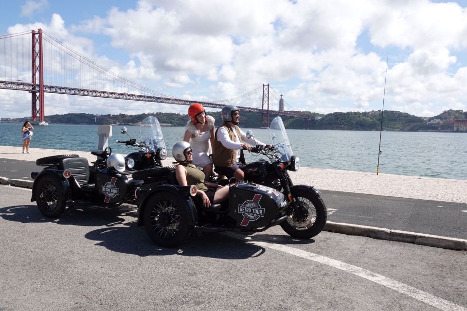 Lisbon : Private Motorycle Sidecar Tour (1h30) - Historic Pastéis De Belém