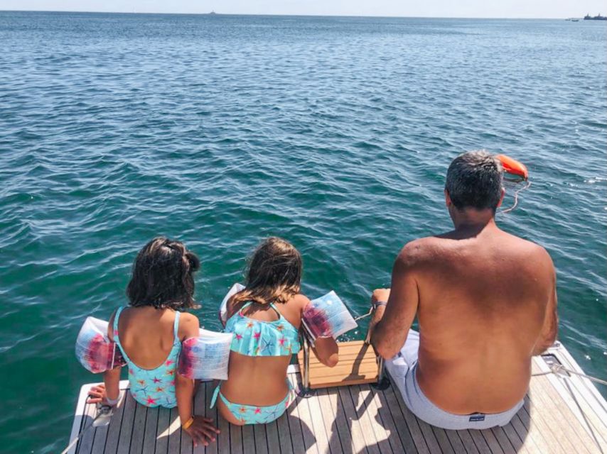 Lisbon: Sailboat Beach Tour - Onboard Activities