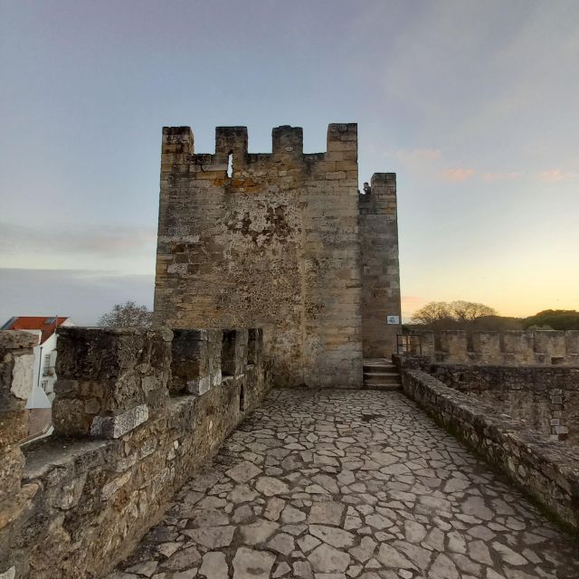 Lisbon: São Jorge Castle Skip-The-Line Entry With Audioguide - Reservation Options