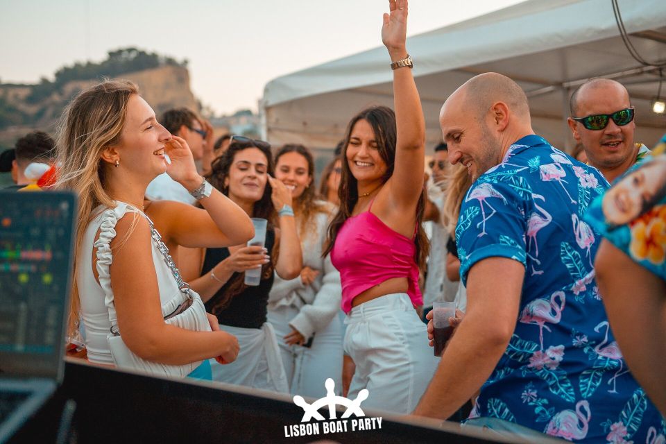 Lisbon: Sunset Boat Party With 2 Drinks and Free Club Entry - Key Considerations for Guests