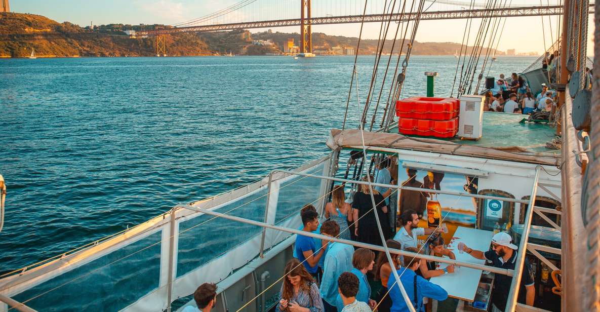 Lisbon: Sunset Boat Party With Live DJ and Night Club Entry - Cancellation and Refund Policy