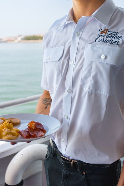 Lisbon: Tagus River Cruise With Brunch - Brunch Menu and Inclusions