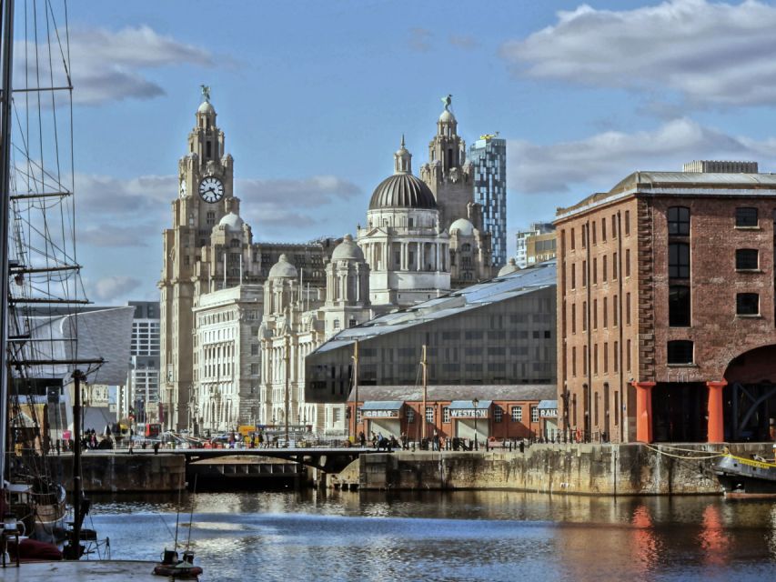 Liverpool in a Nutshell a Self-Guided Audio Tour in English - Discovering Chinatown, Europes Oldest