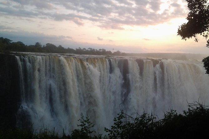 Livingstone Victoria Falls Tour Zambia And Zimbabwe Combo - Excursions on Both Sides