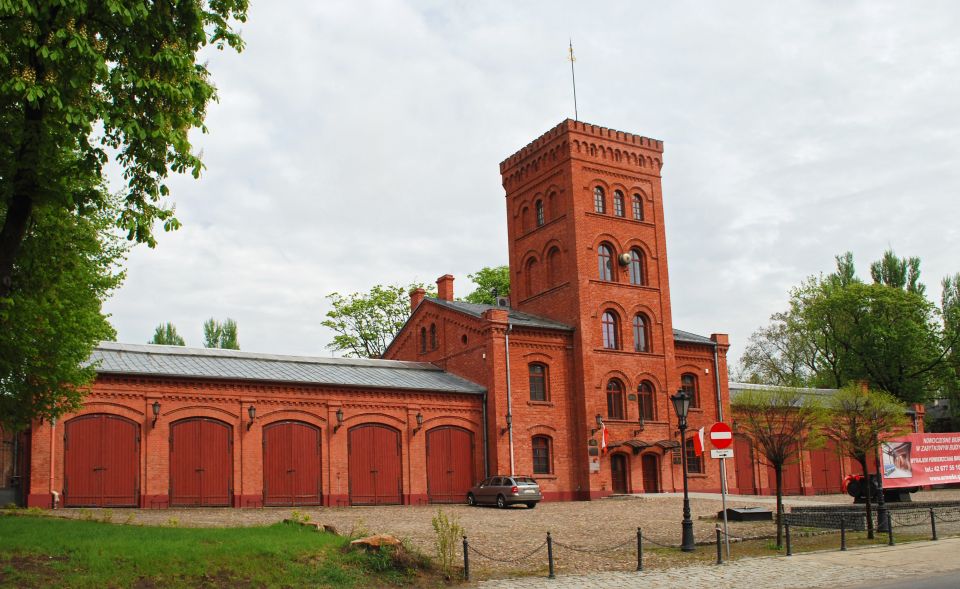 Lodz Old Town Highlights Private Walking Tour - Exploring Lodzs History