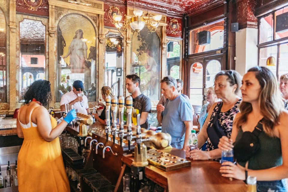 London: Historic Pubs of Central London Walking Tour - Suitable Participants