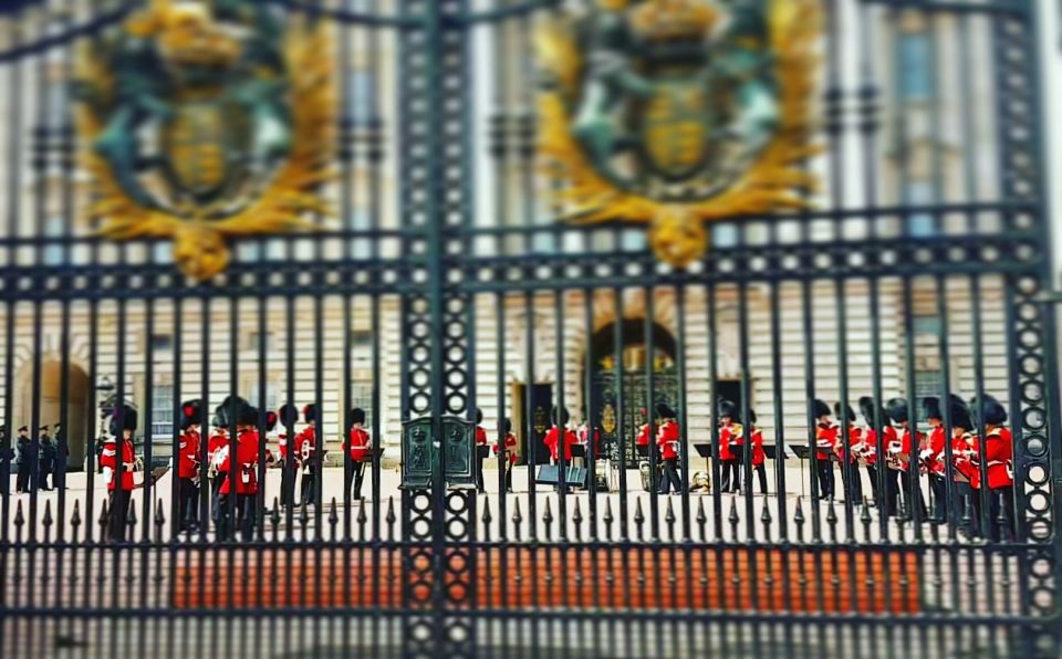 London: Royalty Walking Tour With Changing of the Guard - Tour Inclusions