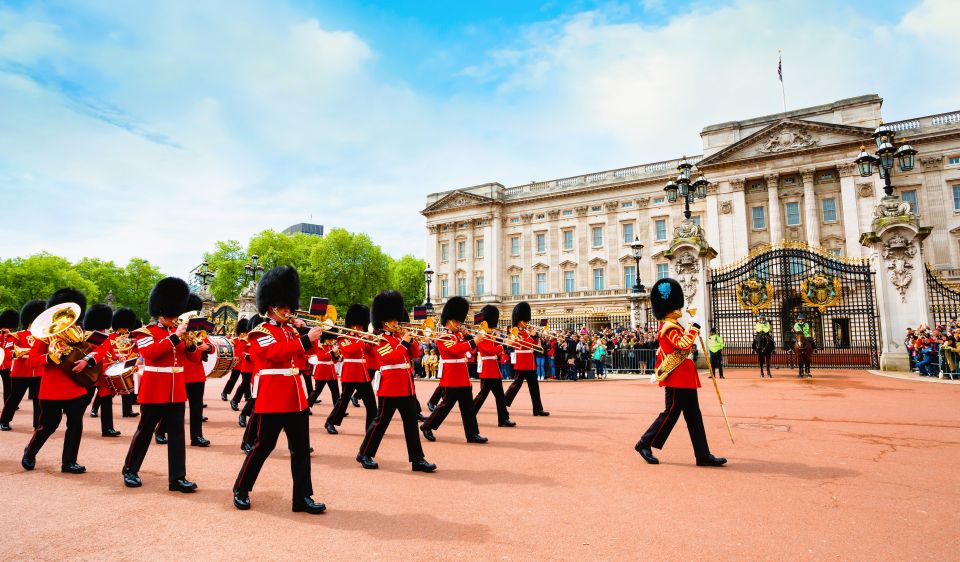 London: Westminster Abbey & Changing of the Guard Tour - Meeting Point and Ending Location