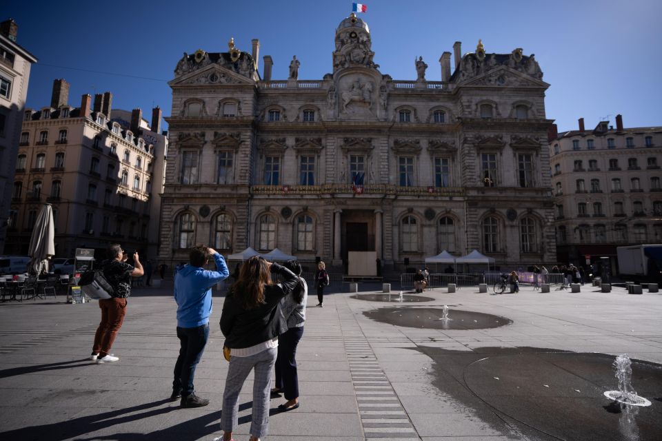 Lyon Essential: Visit of the City - Meeting Point and Finish