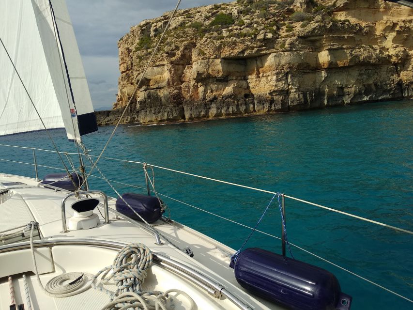 Mallorca: Cala Vella Boat Tour With Swiming, Food, & Drinks - Snorkeling and Swimming