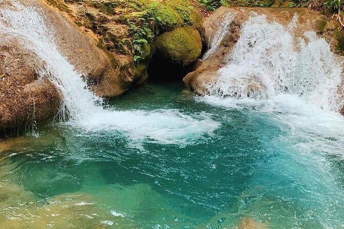 Martha Brea Rafting and Blue Hole “Combo Tour”From Montegobay - Attraction: Martha Brae River