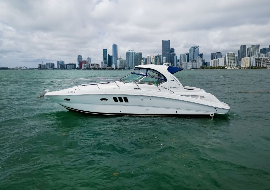 Miami: Private Yacht Cruise With Champagne - Memorable Toasts