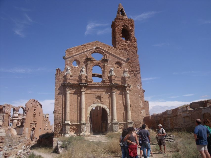 Midday Olive Oil Tour and Visit to Old Town of Belchite - Things To Known