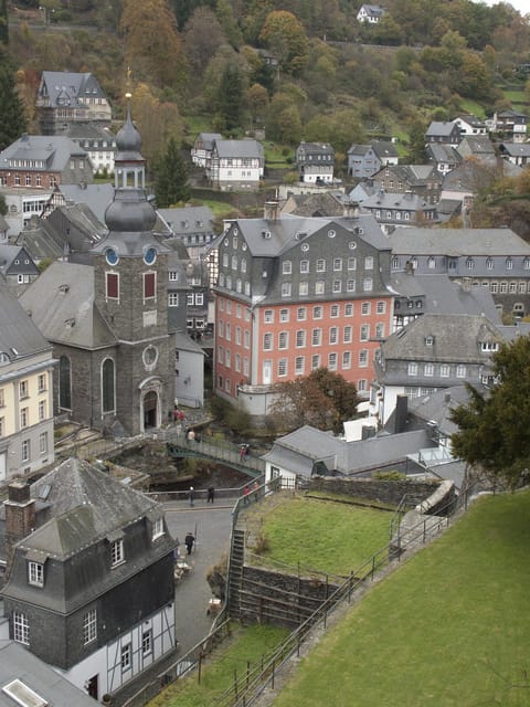 Monschau - Private Guided Tour of the Old Town - Historic Rathaus of Monschau