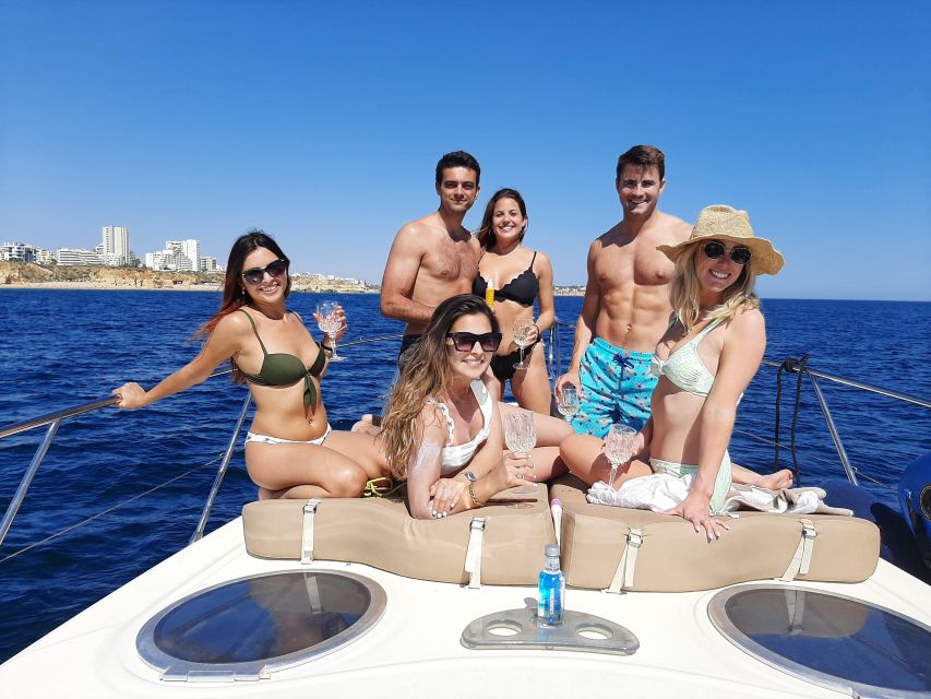 Morning/Afternoon Luxury Yacht Cruise With Drinks and Snacks - Yacht Cruise Experience Highlights