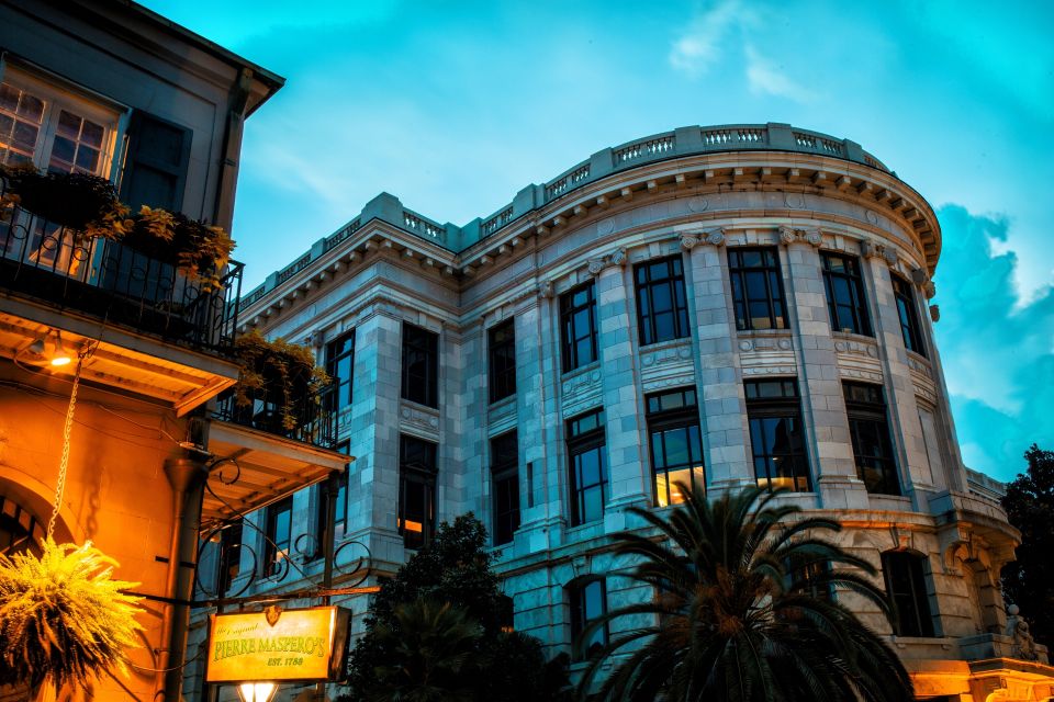 New Orleans: Ghosts & Spirits Interactive Walking Tour - Explore Historic French Quarter