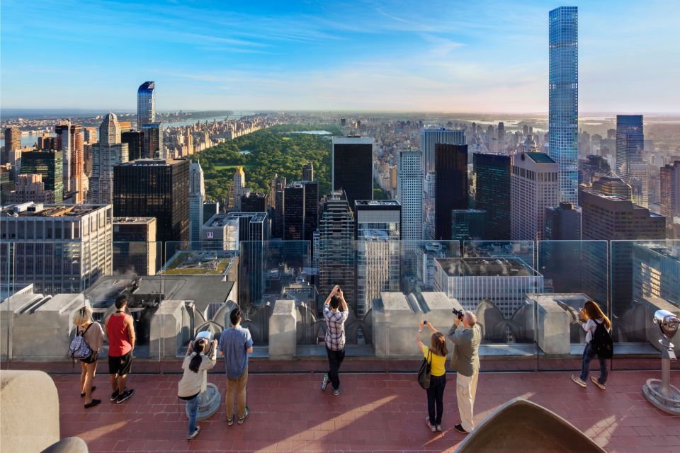 New York City: Self-Guided Audio Tour - Admiring the Chrysler Building