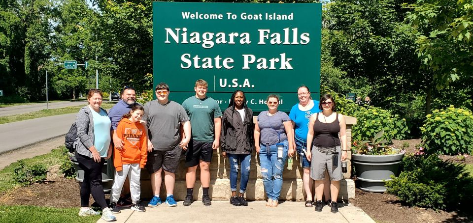 Niagara Falls Canada & USA: Small Group Deluxe Tour - Three Sisters Island Exploration