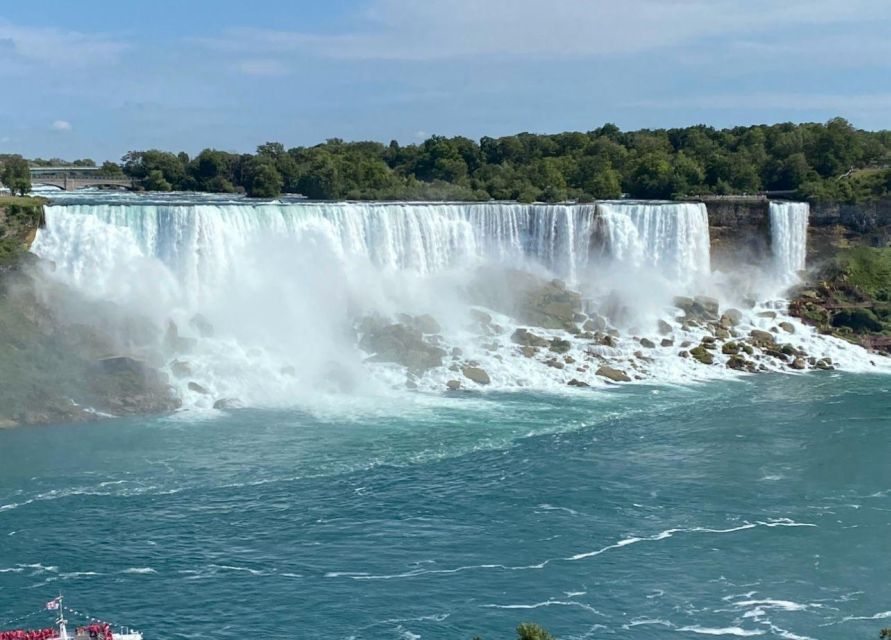 Niagara Falls: Luxury Private Tour With Winery Stop - Reservation and Pricing