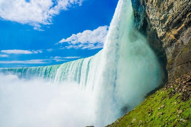 Niagara Falls Tour With Cruise With Transportation From Toronto - Transportation From Toronto