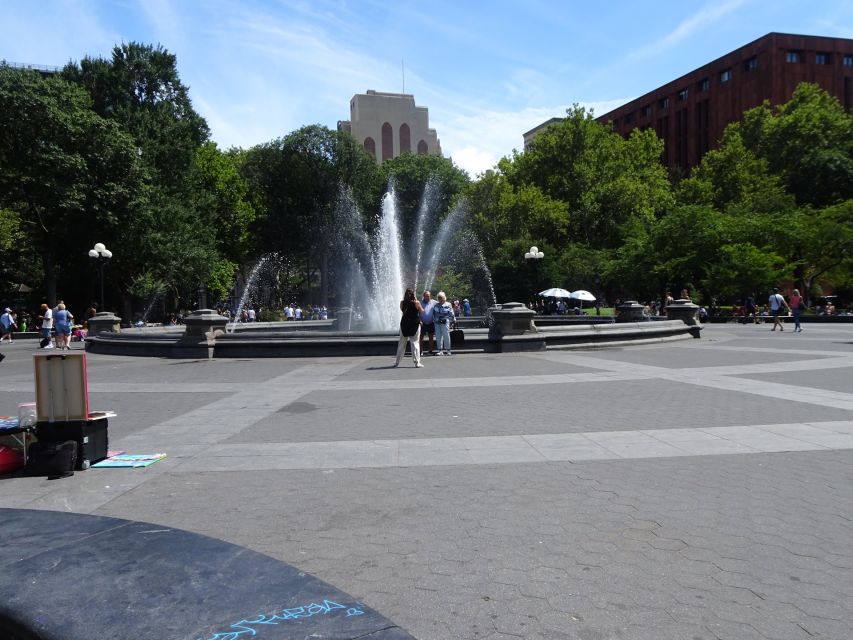 NYC Greenwich Village Self-Guided Walking Tour & Scavenger - Discovering Local History