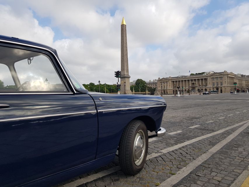 Paris: 1-Hour Tour in a Vintage Car - Private Driver and Guide