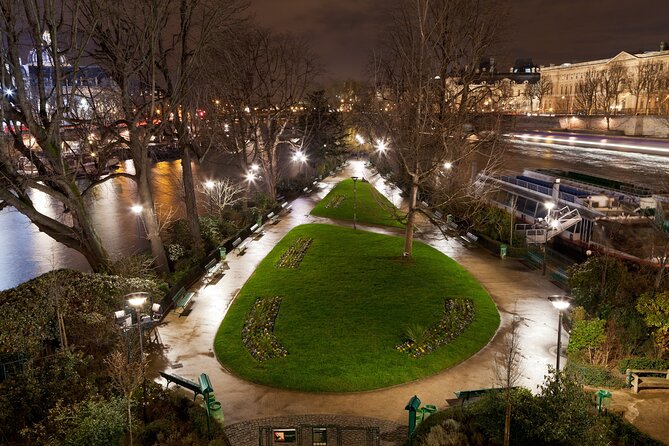 Paris by Night Walking Tour: Ghosts, Mysteries and Legends - Additional Tour Information