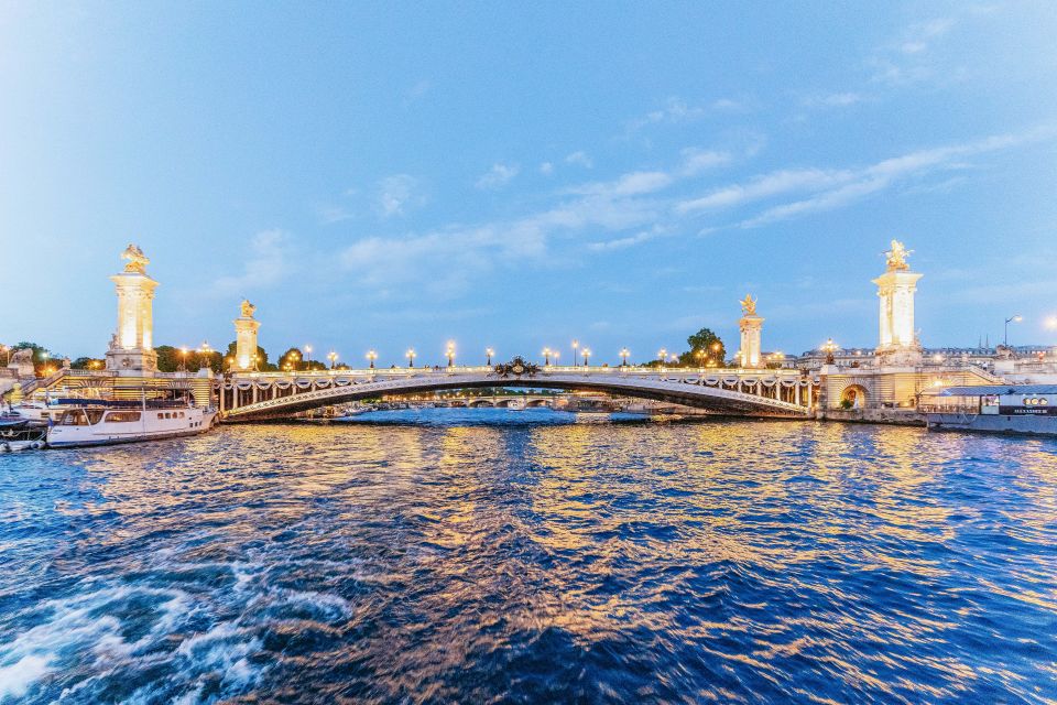 Paris: Dinner Cruise on the Seine River at 8:30 PM - Frequently Asked Questions