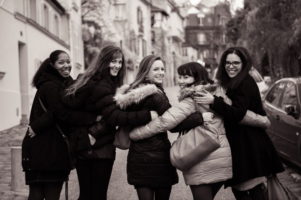 Paris: Private Professional Photo Shoot - Group Experience Accommodations