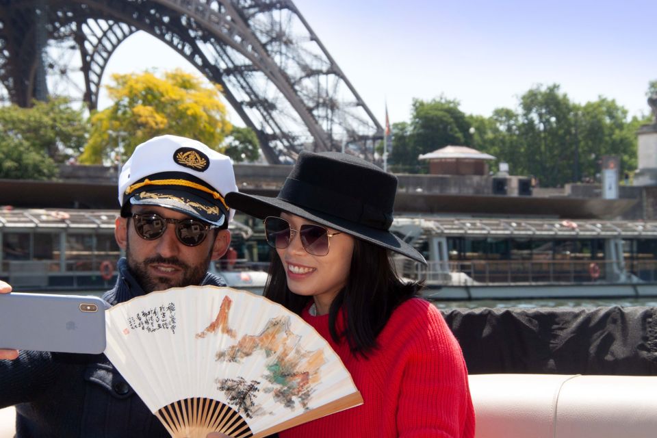 Paris: Seine River Private Guided Pontoon Boat Cruise - Frequently Asked Questions