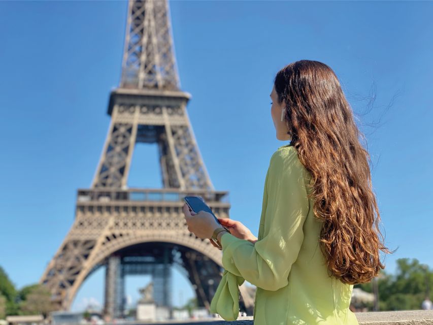 Paris: Smartphone Audio Walking Tour Around the Eiffel Tower - Exploring the Eiffel Tower