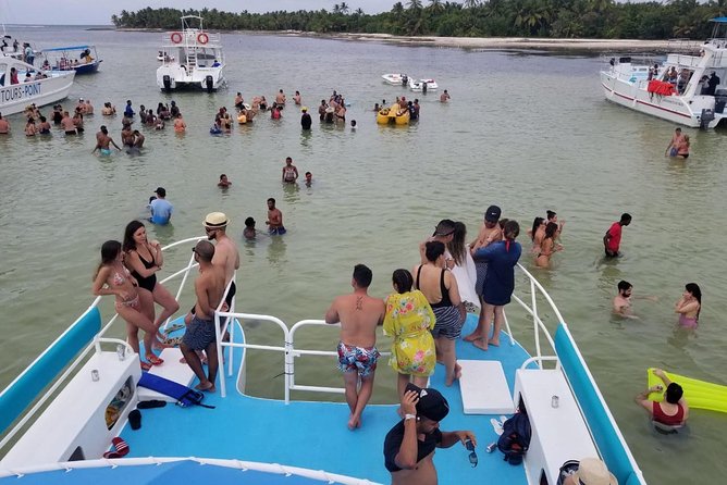 PARTY BOAT Punta Cana - Beach Stops in Bavaro