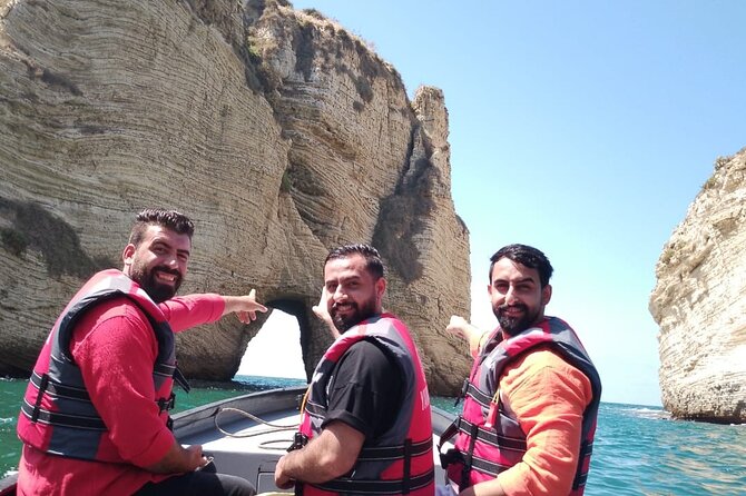 Pigeon Rocks Boat Ride Beirut (Raouche Rocks) - Getting to the Departure Point