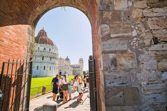 Pisa and Piazza Dei Miracoli Half-Day Tour From Florence - Transportation and Accessibility