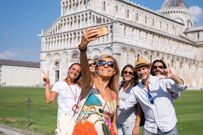 Pisa Sights and Bites Tour With Food Tastings for Small Groups or Private - Private Tour Option