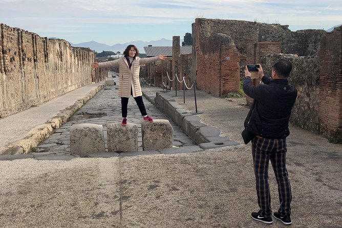 Pompeii Private Guided Tour Skip the Line - Tour Guide Expertise