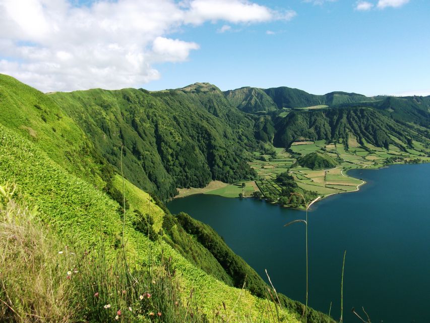 Ponta Delgada: Half-Day 4x4 Sete Cidades Trip - Customer Ratings and Reviews