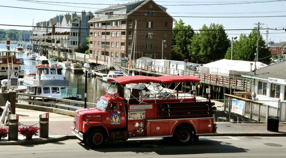 Portland, Maine: Tour in Vintage Fire Engine - Weather Considerations