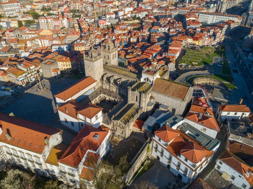 Porto: Private Exclusive History Tour With a Local Expert - Personalized Tour for Travelers